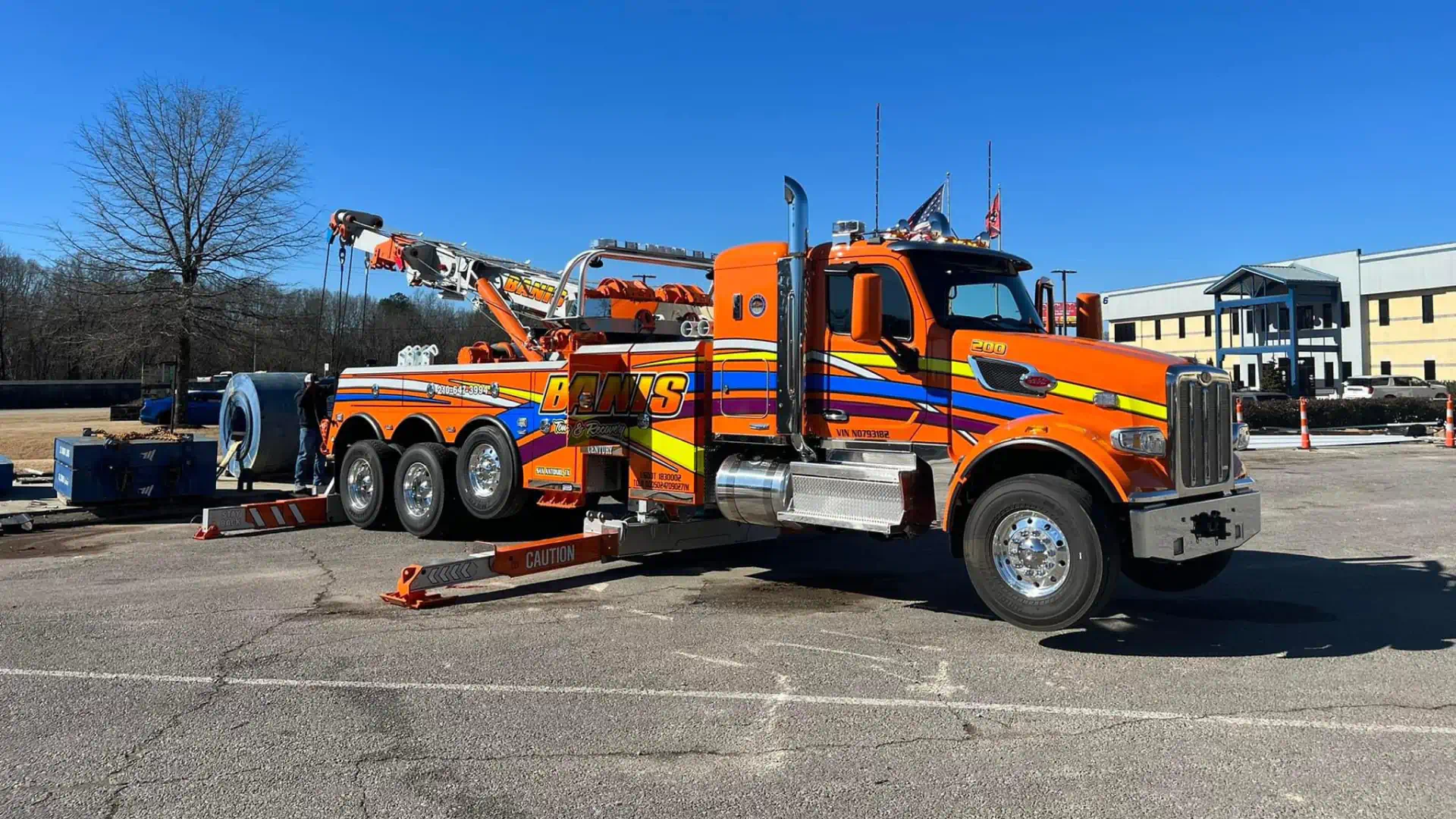 orange service truck of banis towing